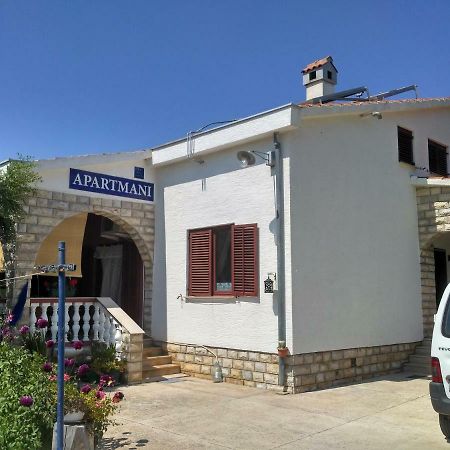 Apartmani Tonica Sukošan Extérieur photo
